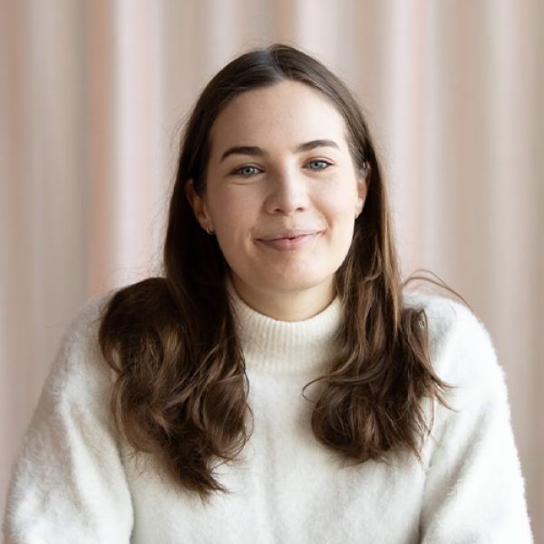 Emma Hellström, Flower