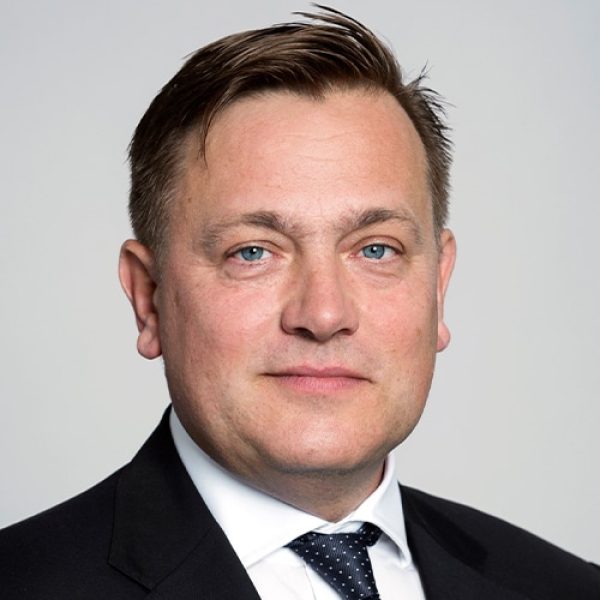 Mattias Persson, Swedbank